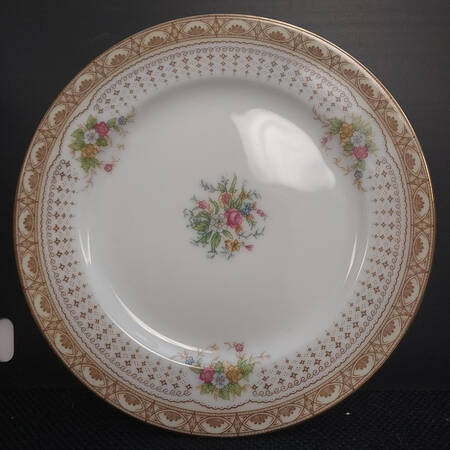 Leslie Saucer for Cream Soup Bowl