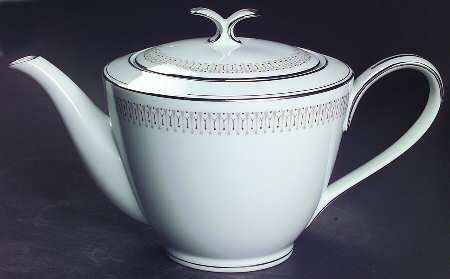 Leslie Teapot & Lid