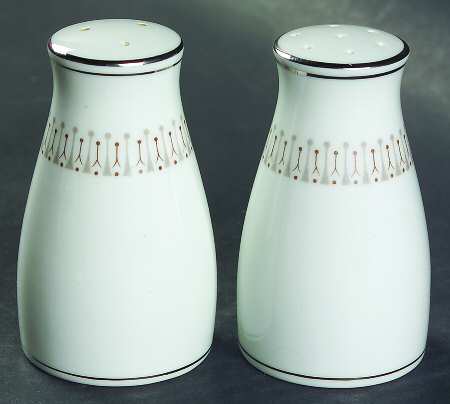 Leslie Salt & Pepper Set