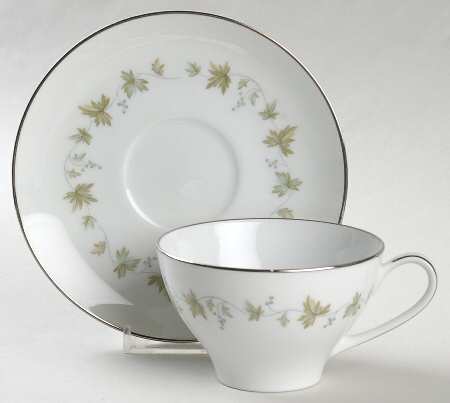 Lexington Flat Cup & Saucer Set