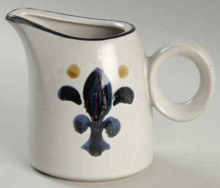 Lily Creamer