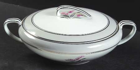 Lilybell Round Covered Vegetable