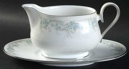 Limerick Gravy Boat & Underplate (Relish/Butter) by Noritake