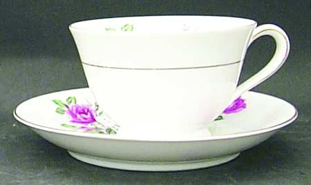 Linda Footed Cup & Saucer Set