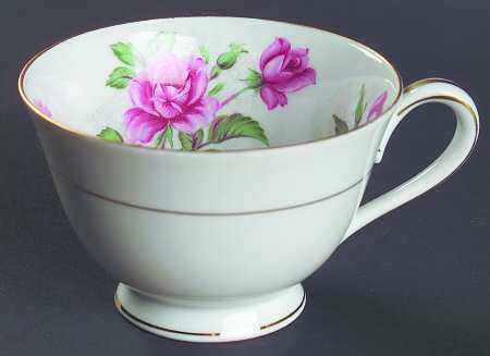 Linda Footed Cup