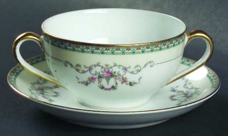 Lincoln Flat Bouillon Cup & Saucer
