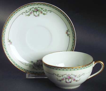 Lincoln Flat Cup & Saucer Set
