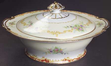 Linden Round Covered Vegetable