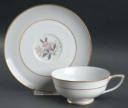 Lindley Footed Cup & Saucer Set