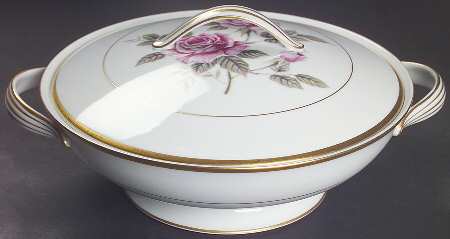 Lindrose Round Covered Vegetable