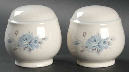 Lindsay Salt & Pepper Set