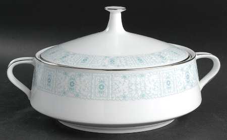 Linley Round Covered Vegetable
