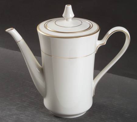 Linton Coffee Pot & Lid