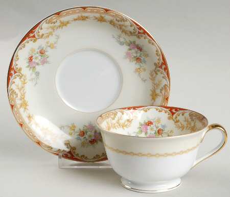 Lismore Footed Cup & Saucer Set