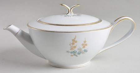 Lisette Teapot & Lid