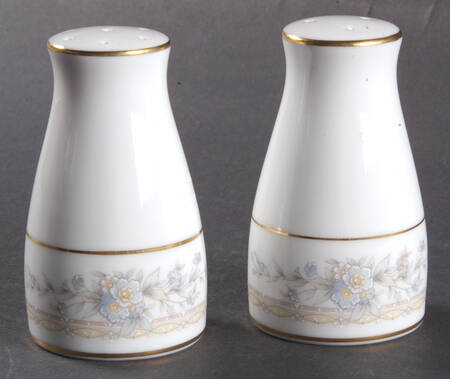 Lisle Salt & Pepper Set