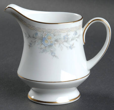 Lisle Creamer