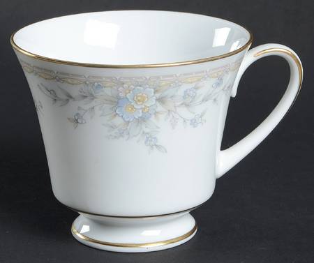Lisle Footed Cup