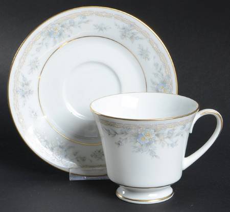 Lisle Footed Cup & Saucer Set