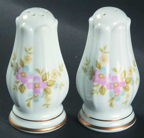 Long Ago Salt & Pepper Set