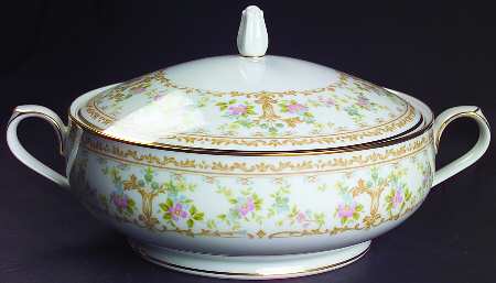 Long Ago Round Covered Vegetable
