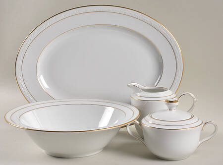 Lockleigh 5 Piece Hostess Set by Noritake