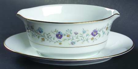 Longwood Gravy Boat with Attached Underplate