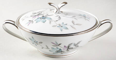 Lorene Sugar Bowl & Lid