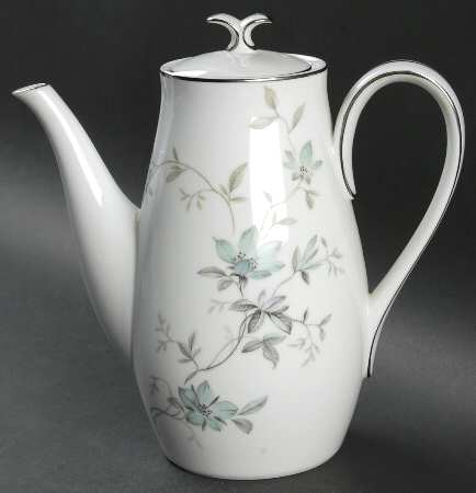 Lorene Coffee Pot & Lid