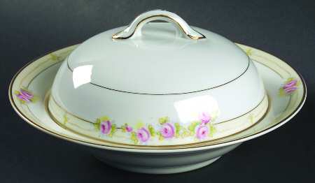 The Lorraine  Round Covered Butter