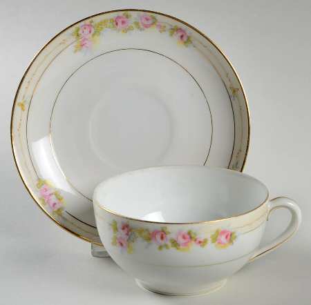 The Lorraine  Flat Cup & Saucer Set
