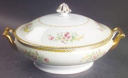 Lorina Round Covered Vegetable