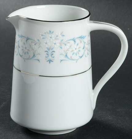 Lorraine Mini Creamer