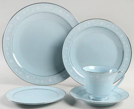 Love Song 5 Piece Place Setting