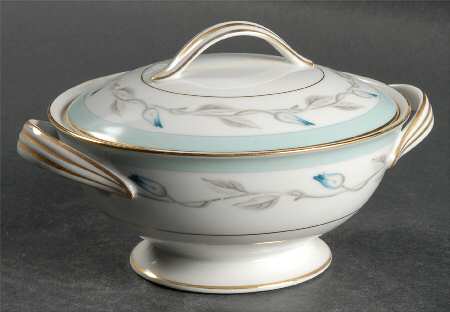 Louise Sugar Bowl & Lid