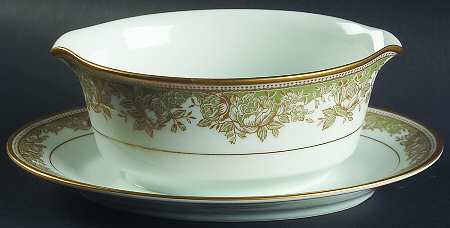 Lucerne Gravy Boat with Attached Underplate