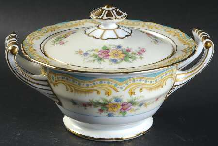 Lucine Sugar Bowl & Lid