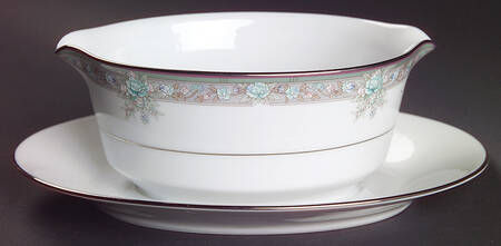 Lunceford Gravy Boat with Attached Underplate