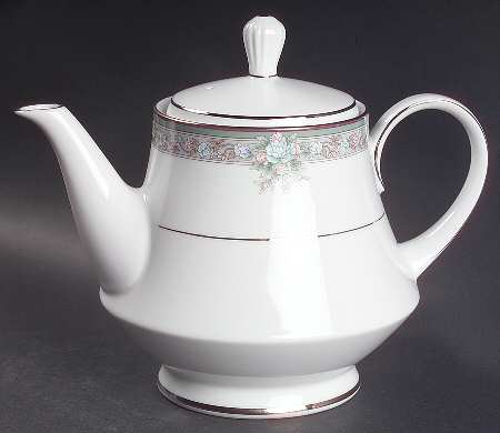 Lunceford Teapot & Lid