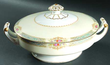 Lurline Round Covered Vegetable