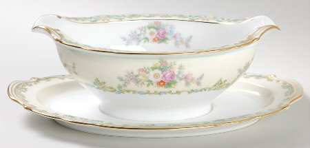 Luxoria Gravy Boat with Attached Underplate