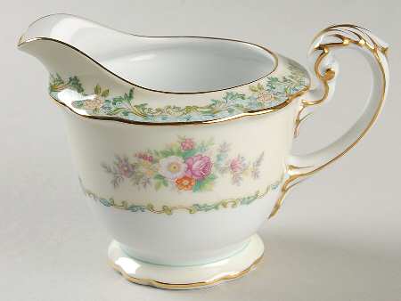 Luxoria Creamer