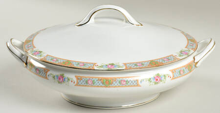 The Luzon 10" Round Vegetable Bowl