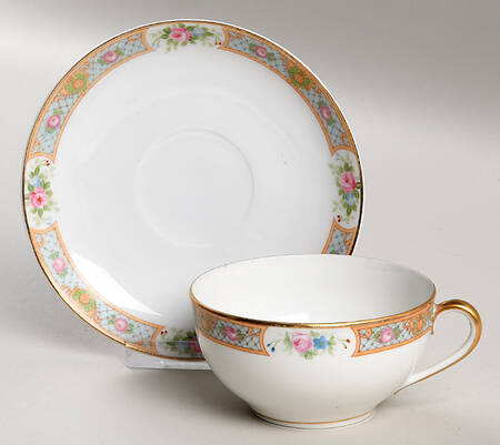 The Luzon Flat Cup & Saucer Set