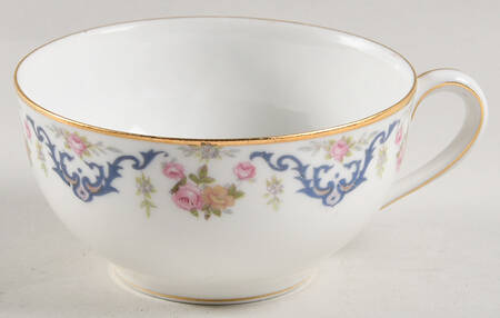 Luzano, The Flat Cup