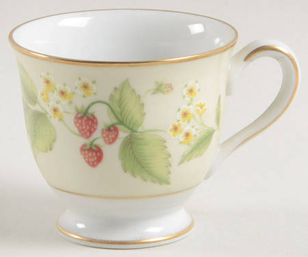 Lynbrook Footed Demitasse Cup