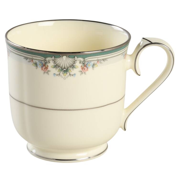 Lyndenwood Footed Cup
