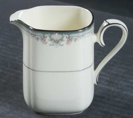 Lyndenwood Creamer