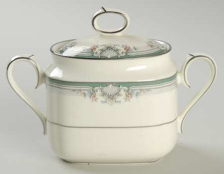 Lyndenwood Sugar Bowl & Lid