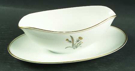 Lynne Gravy Boat with Attached Underplate